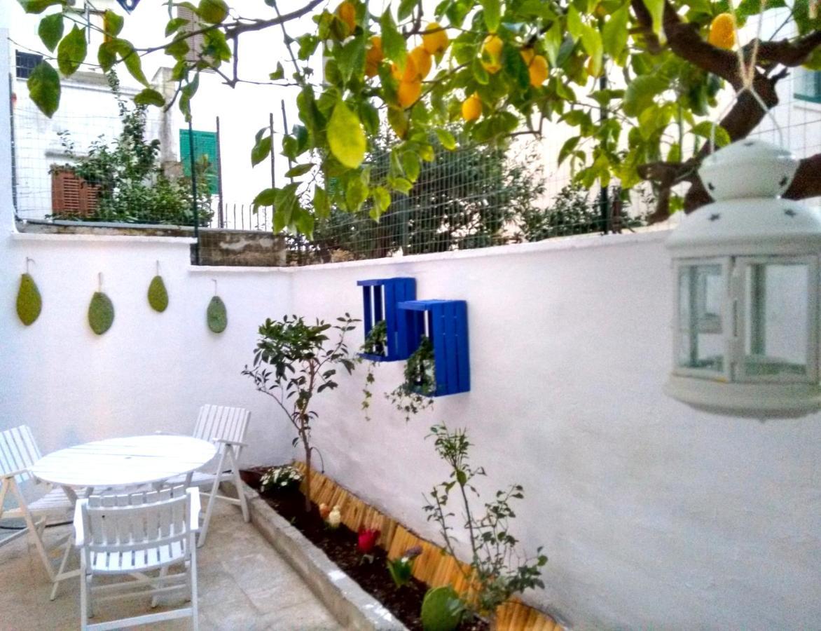 Willkommen In Einem Private Garden Bari Exterior photo